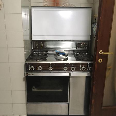 Dietro L'Angolo Sondrio Villa Exterior foto